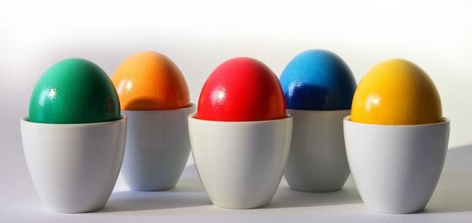 Cum vopsim ouăle de Paște, fără să folosim vopsea