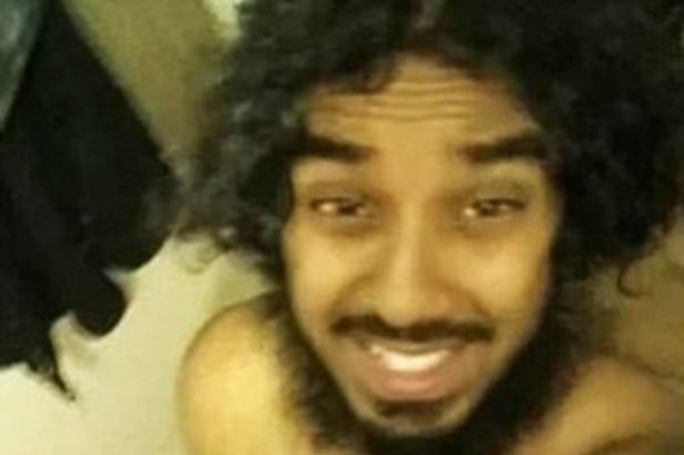 Jihadistul care a reușit să le înfurie pe adeptele ISIS. Le-a trimis mai multe fotografii și a ajuns de râsul lumii