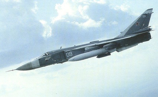 Rusia trimite bombardiere și avioane de vânătoare în Crimeea