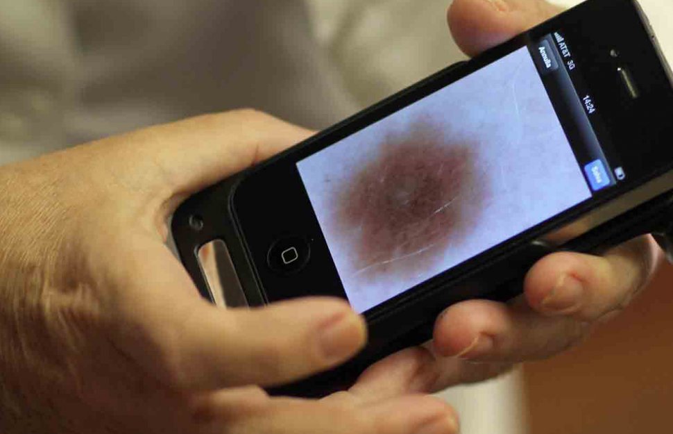 Medicii dezvăluie adevărul despre telefoanele mobile și cancer.