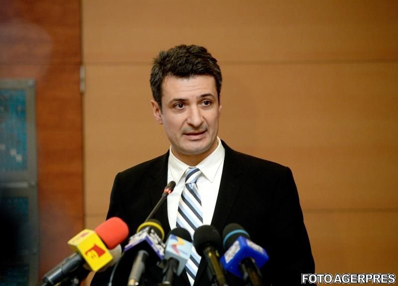 Ministrul Sănătății, Patriciu Achimaş Cadariu, a demisionat. Cum și-a motivat demisia