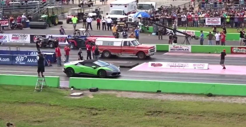 Lamborghini vs. camionetă. Cine câștigă cursa? - VIDEO 