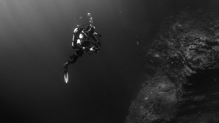 Descoperire arheologică submarină de proporții. Ce s-a găsit în epava unui vas scufundat cu 1.600 de ani în urmă 