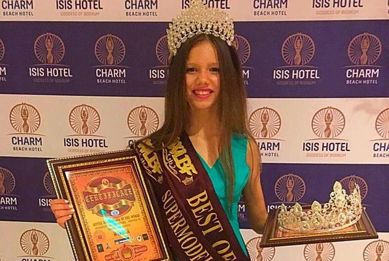 O fată de 11 ani din România a câștigat concursul Super Model of the World 381074