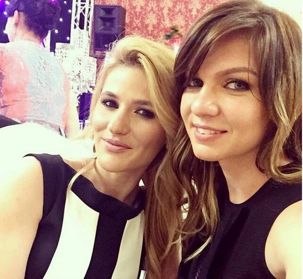 Simona Halep, schimbare radicală de look. Şi-a uimit fanii cu noua apariţie (Foto) 381196