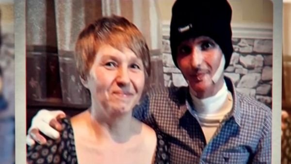 Mama acuzată de fiul rănit în Colectiv recunoaște că a luat banii primiţi pentru îngrijirea lui