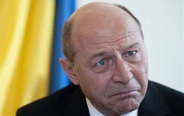 Imagine rară! Traian Băsescu la bară în fața judecătorilor - FOTO