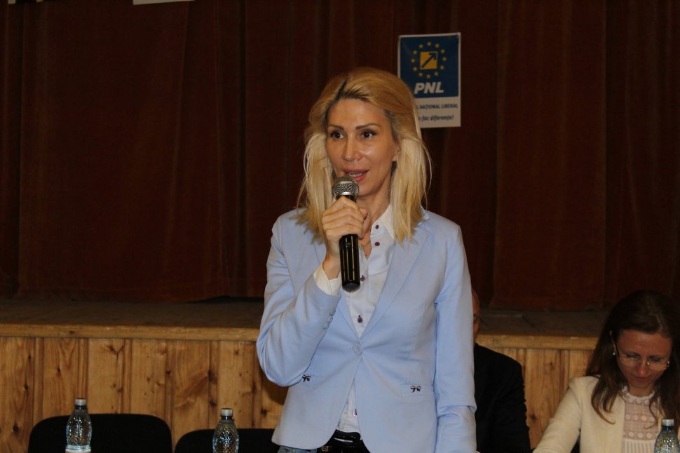 Raluca Turcan: ”Am votat cu speranţa că la aceste alegeri se va pune preţ pe muncă” 