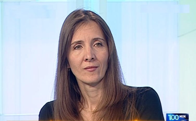 100 de minute: Ana Maria Nedelcu, acțiune la CEDO ca să își păstreze copilul