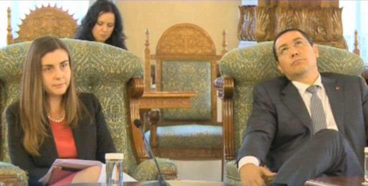 Victor Ponta explică episodul cu ochii dați peste cap la întâlnirea cu Ioana Petrescu și Traian Băsescu