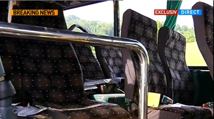 Microbuzul răsturnat în județul Brașov. Reacția patronului firmei de transport