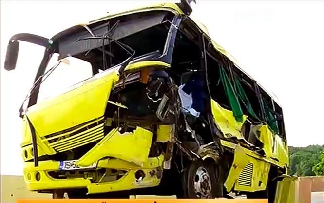 Dezvăluiri incredibile despre șoferul autocarului răsturnat la Brașov! Fost coleg: ”Avea un obicei periculos la volan”