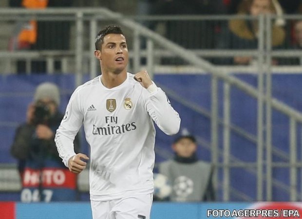 VIDEO Gest uluitor al lui Cristiano Ronaldo: A aruncat în apă microfonul unui ziarist 