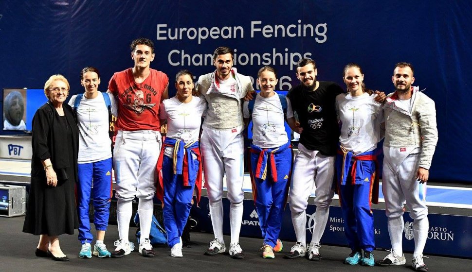 Medalii de bronz pentru echipele României la Campionatele Europene de scrimă
