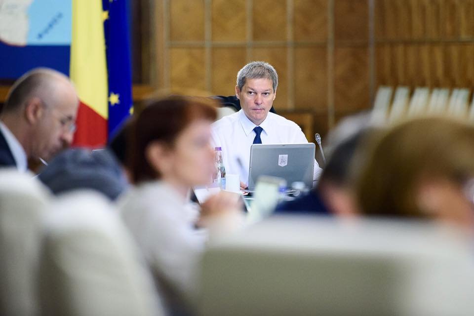 Măsura anunțată de Dacian Cioloș în sprijinul celor afectați de inundații