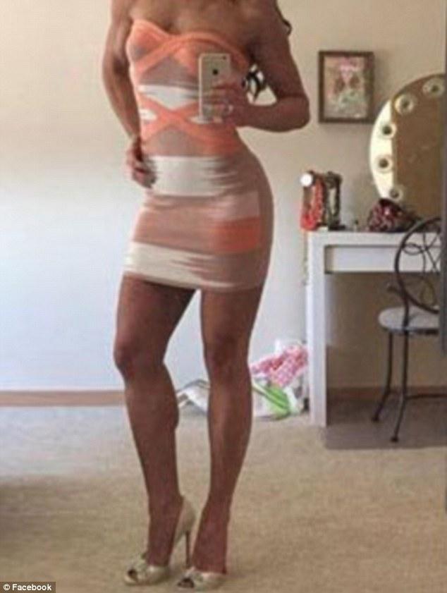 A mers la o nunta imbracata asa si toata lumea a criticat-o! Cum s-a prezentat o domnisoara de a uimit pe toata lumea 391231