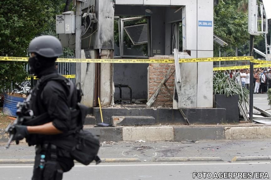 Atac armat într-un restaurant din cartierul diplomatic din Dhaka. Statul Islamic a revendicat atacul soldat cu cel puțin doi morți 