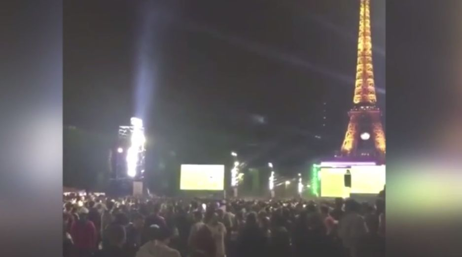 Panică generală în Paris. Mii de oameni s-au călcat în picioare după ce au auzit mai multe explozii
