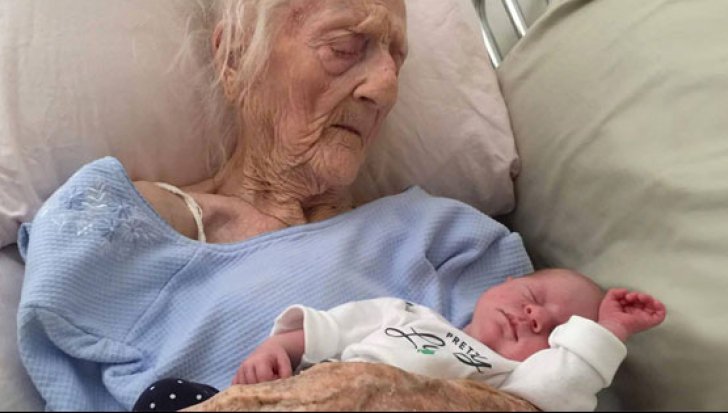  Incredibil. O femeie de 101 ani a adus pe lume un baietel. Cum a fost posibil
