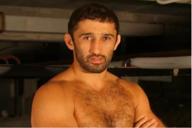 Doliu în lumea sportului! Luptătorul MMA Amar Suloev a murit la 40 de ani, învins de cancer