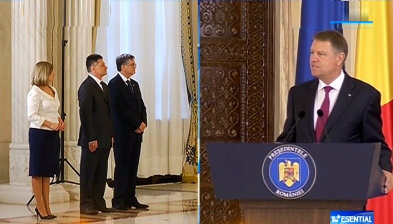 Miniștrii propuși de Cioloș au depus jurământul la Palatul Cotroceni. Iohannis: &quot;Aveţi domenii sensibile şi grele de păstorit”