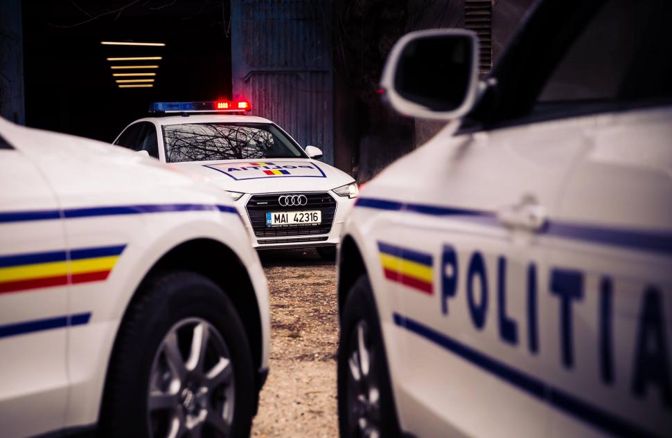 Poliția Română, campanie dură pentru folosirea centurii de siguranţă. Cât de ușor poți muri dacă ”păcălești viața&quot;