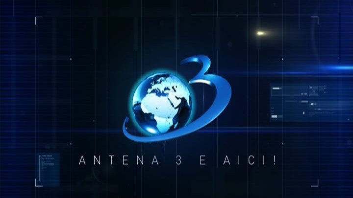 Jurnalistă Antena 3, lovită în direct - VIDEO  