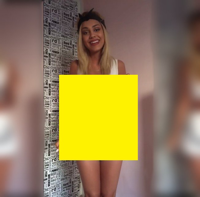 Una dintre cele mai sexy cântărețe din România șochează. Ipostaza în care apare pe Facebook - VIDEO