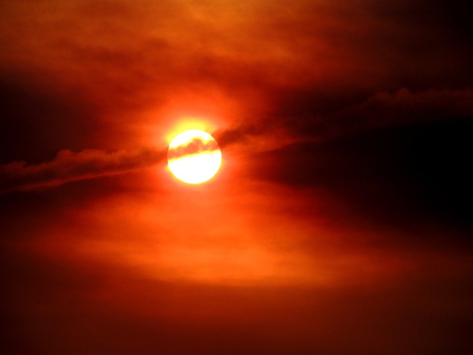 Un fenomen fascinant a fost observat pe suprafaţa Soarelui