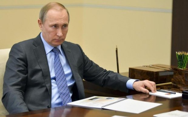 Trupele lui Vladimir Putin sunt gata de atac. Ce i-a transmis Putin lui Francois Hollande, după atentatul de la Nisa