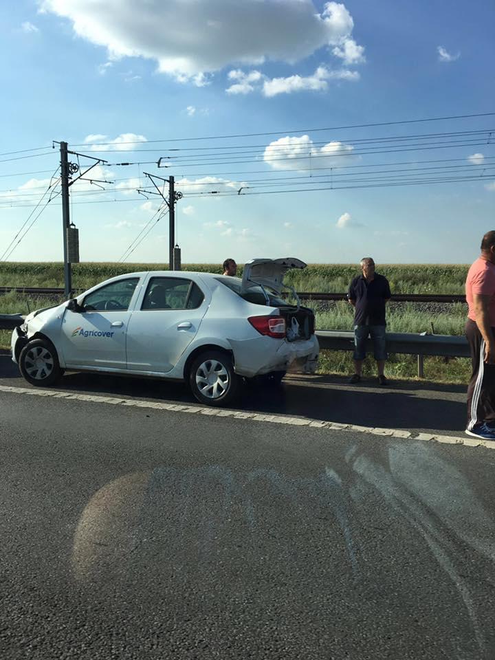 Blocaj pe Autostrada Soarelui, după un accident grav. Şase maşini au fost implicate 395101