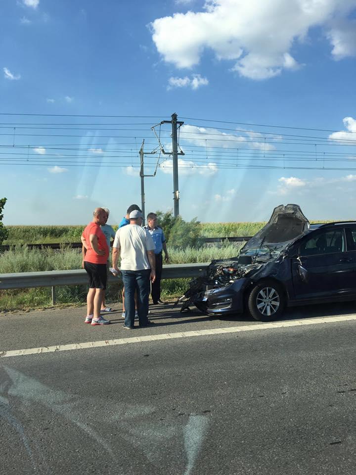 Blocaj pe Autostrada Soarelui, după un accident grav. Şase maşini au fost implicate 395105