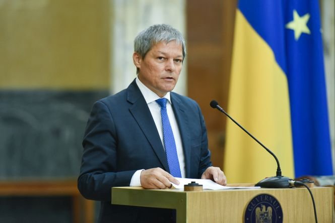 Cioloș: Din toamnă, fiecare cetățean își va putea plăti on-line taxele și impozitele
