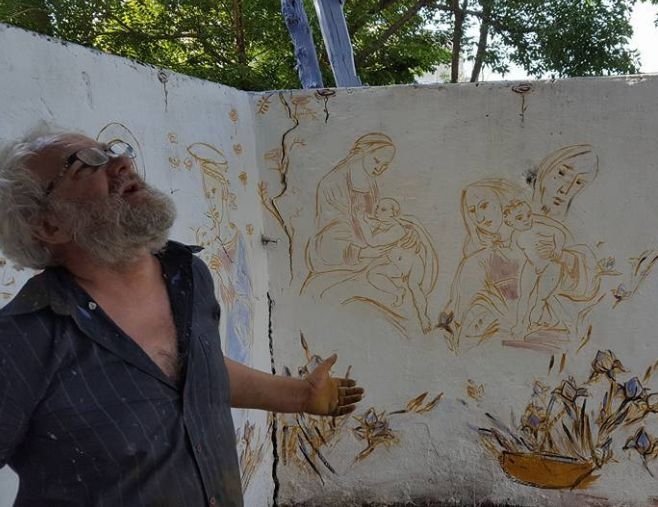 Artist celebru, amendat de polițiștii locali bucureșteni, pentru o operă de artă