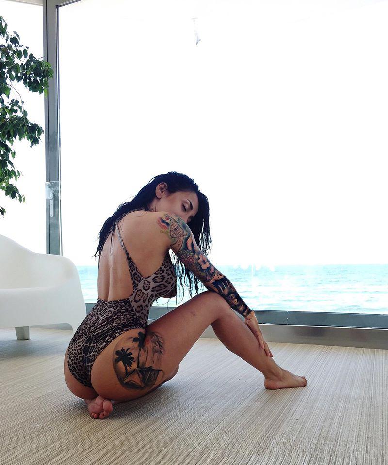 Cum s-a pozat Ruby. Fanii au rămas mască 395800