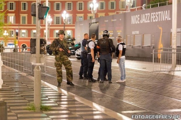 Noi arestări în Franța după atacul de la Nisa