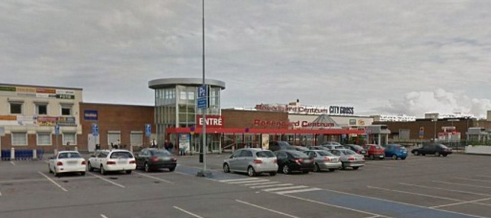 Atac armat într-un centru comercial din Suedia. Atacatorul este în libertate