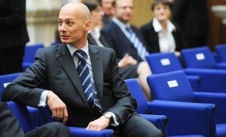 Avocatul lui Bogdan Olteanu: Luni își dă demisia de la BNR. Nu a luat niciun ban, nu sunt probe
