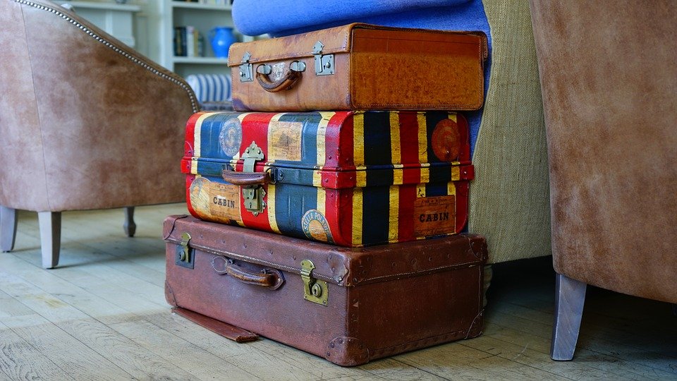 Numai de bine: Cum să-ți împachetezi eficient bagajele. Câteva trucuri care fac diferența!