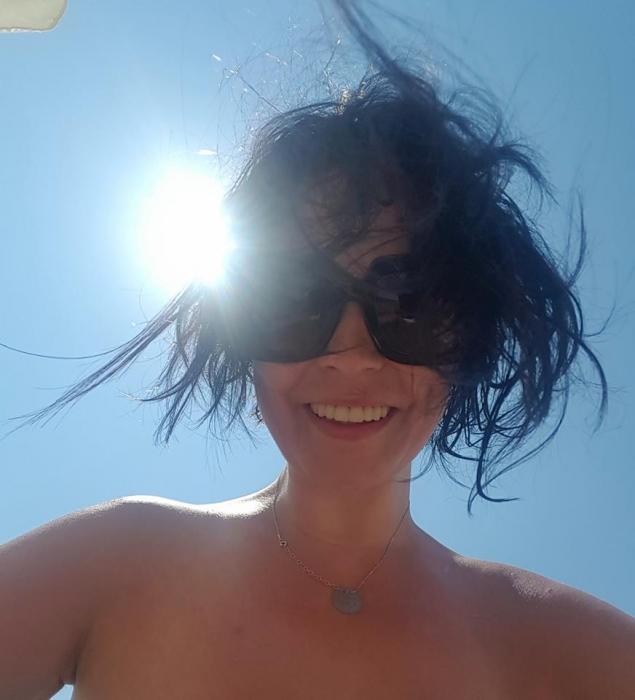 Imagini inedite cu Andreea Marin la plaja! Uite cum arata "zana" in costum de baie la 41 de ani 398155