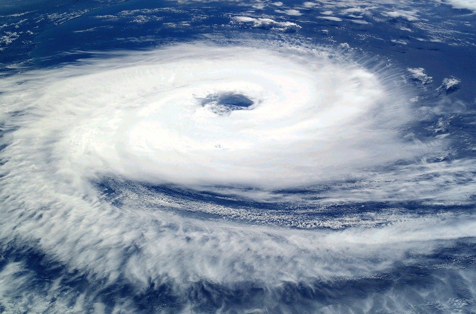 Taifun de proporții istorice în China. Peste 500.000 de oameni, afectați de “monstrul” Nida