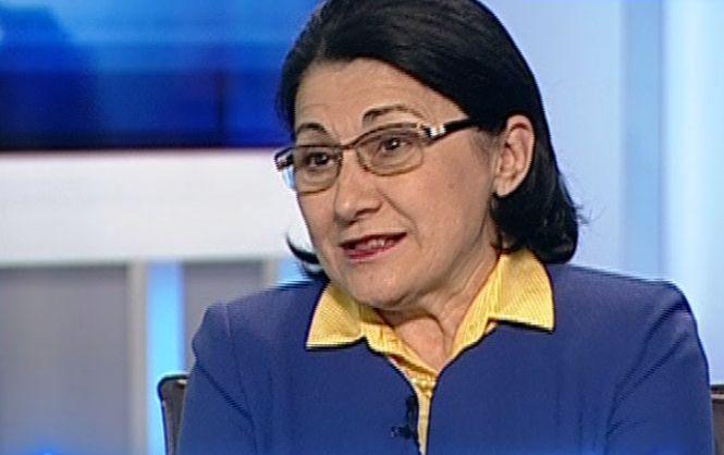 Ecaterina Andronescu a confirmat: „Mergem spre o moţiune de cenzură”