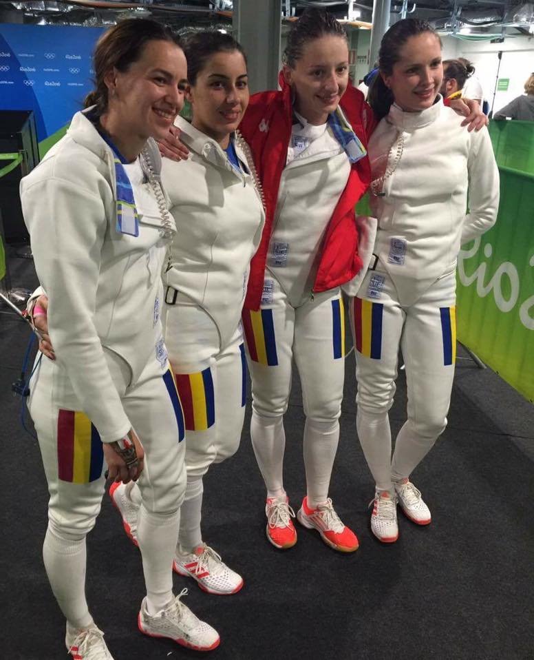 OLIMPIADĂ. Reacția antrenorului lotului olimpic de spadă, după victoria cu Rusia. ”De ce mă felicitați?”