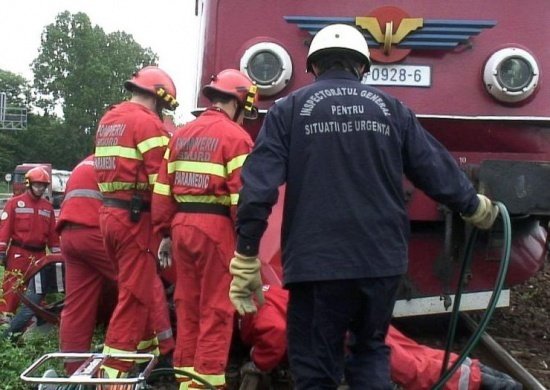 Un bărbat a decedat după ce a fost lovit de un tren, în zona gării Băneasa