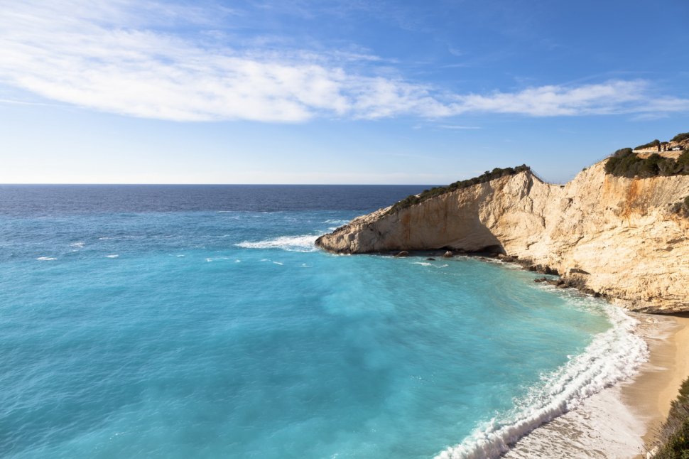 Lefkada, insula cu cele mai spectaculoase plaje din Grecia