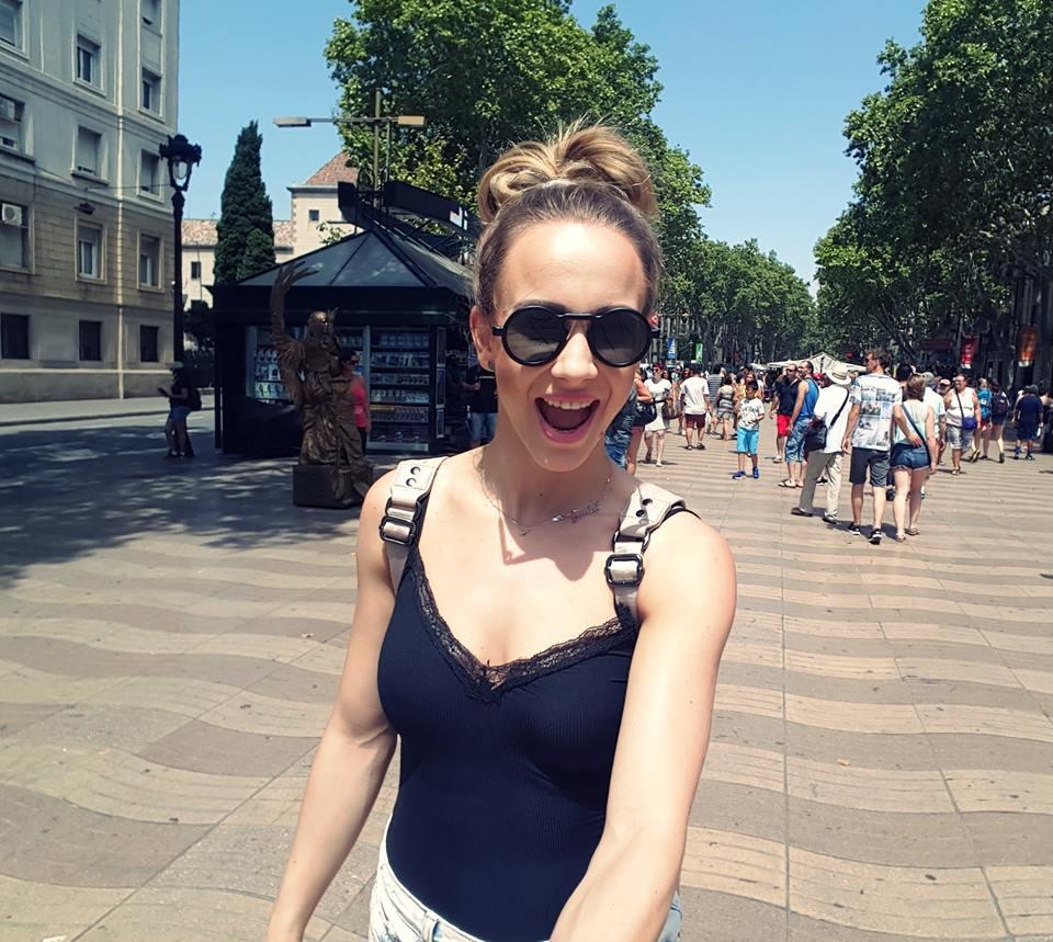 A apărut așa pe o plajă din România. Trecătorilor nu le-a venit să creadă că e chiar ea 402109