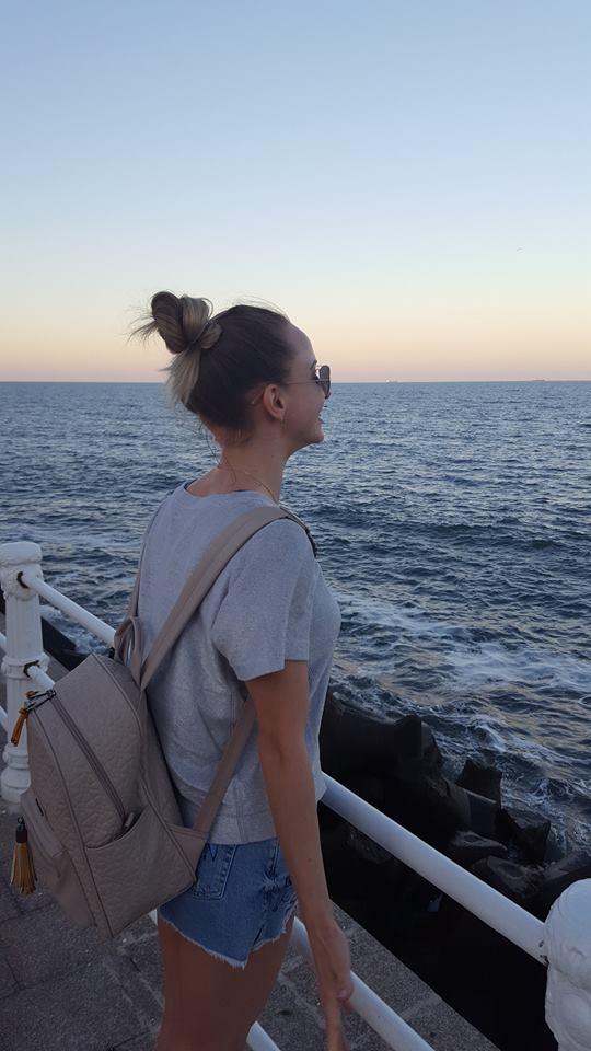 A apărut așa pe o plajă din România. Trecătorilor nu le-a venit să creadă că e chiar ea 402110