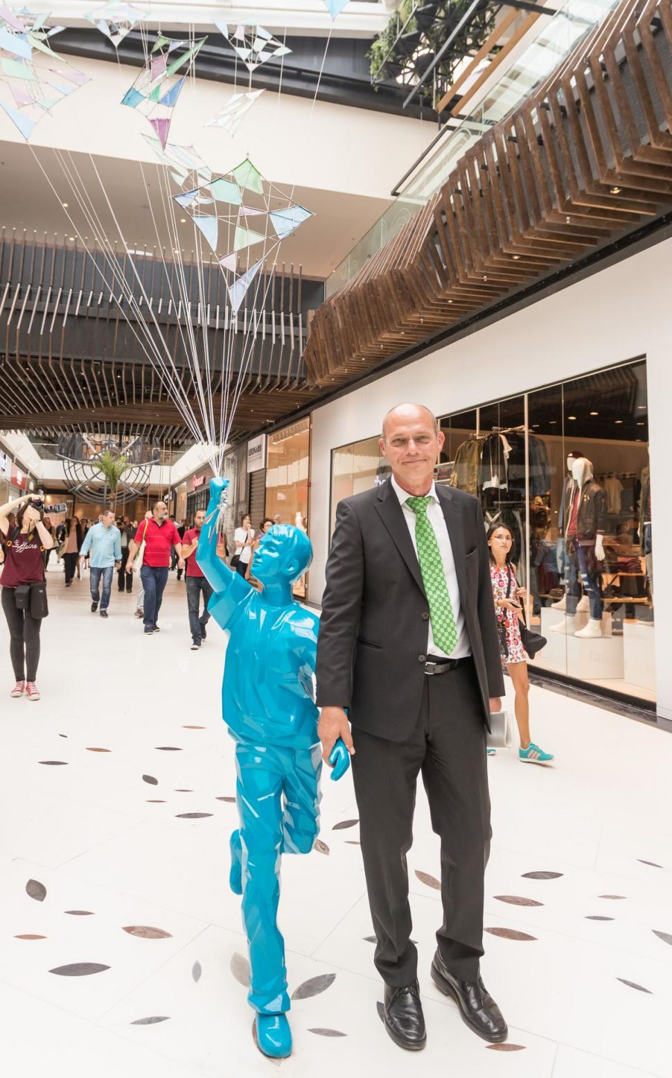 S-a deschis cel mai nou centru comercial din București. Cum arată ParkLake Plaza - GALERIE FOTO 402816