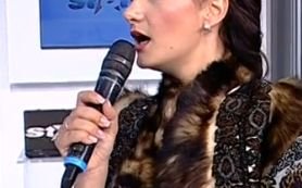 Dezvăluirea neașteptată făcută de o cunoscută cântăreață din România. „Am avut păduchi!”