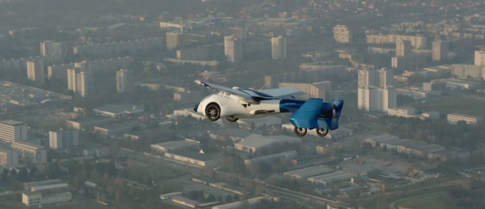 Mașina zburătoare există și va putea fi cumpărată: e dovada că trăim în viitor [VIDEO]